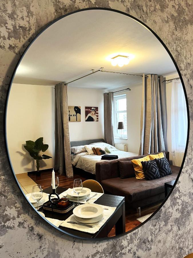 Jagielly Apartment ~ Self Check-In 24H ~ Parking & Lift Breslavia Exterior foto