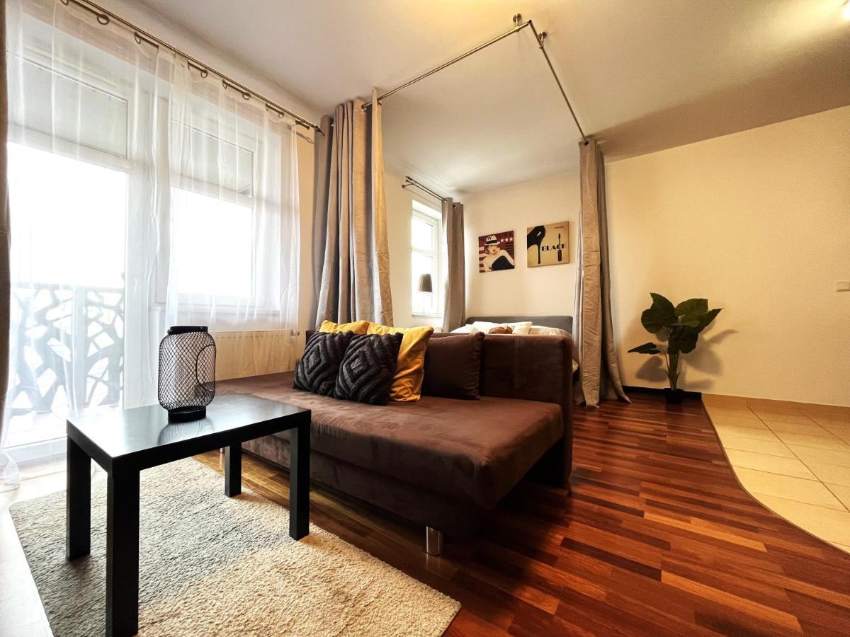 Jagielly Apartment ~ Self Check-In 24H ~ Parking & Lift Breslavia Exterior foto