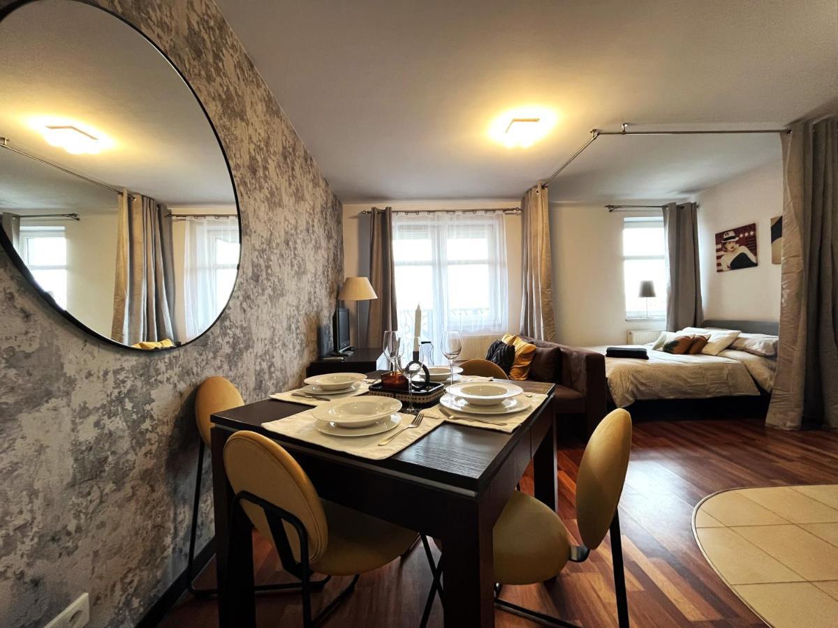 Jagielly Apartment ~ Self Check-In 24H ~ Parking & Lift Breslavia Exterior foto
